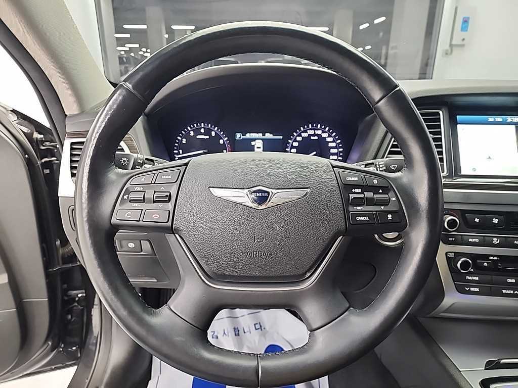 Genesis G80 - Vista 9