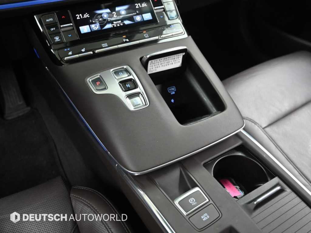 HYUNDAI Grandeur - Vista 9