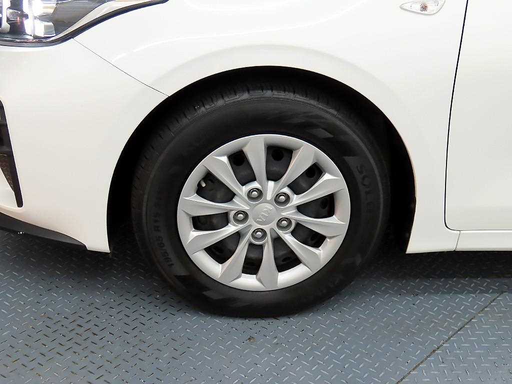 KIA K3 2021 Blanco - Importación desde Corea - HF Imports Iquique - Foto 20