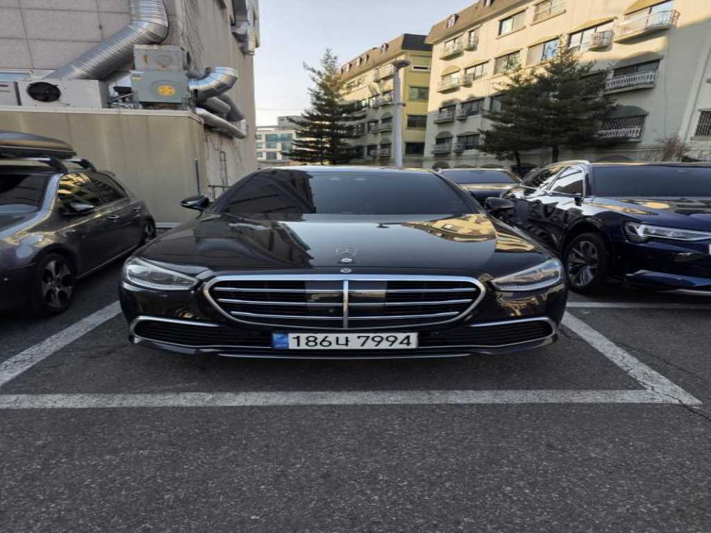 Mercedes Benz S Class 2022 Negro - Importación desde Corea - HF Imports Iquique - Foto 1