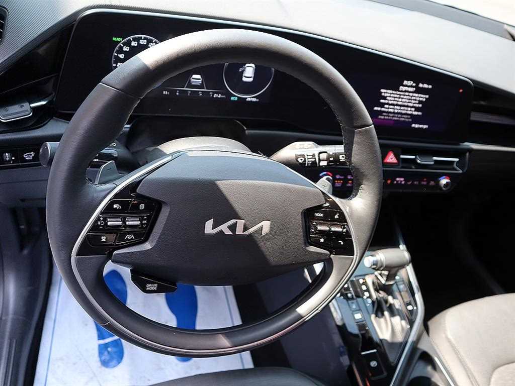KIA Niro - Vista 8