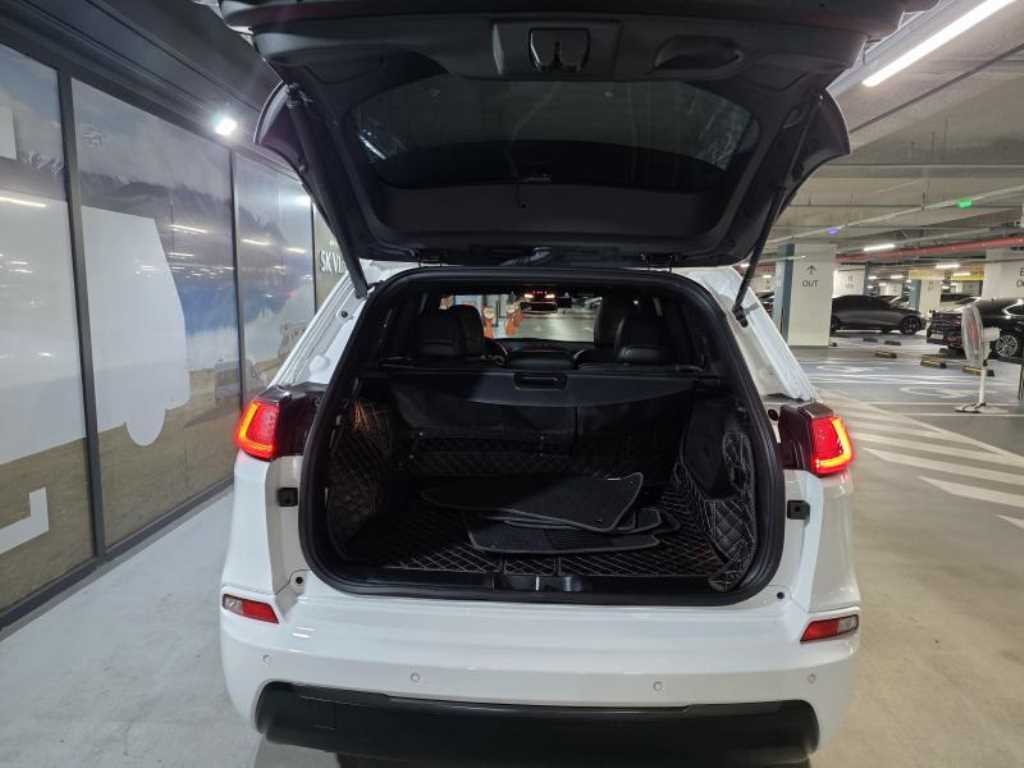 Jeep Cherokee - Vista 5