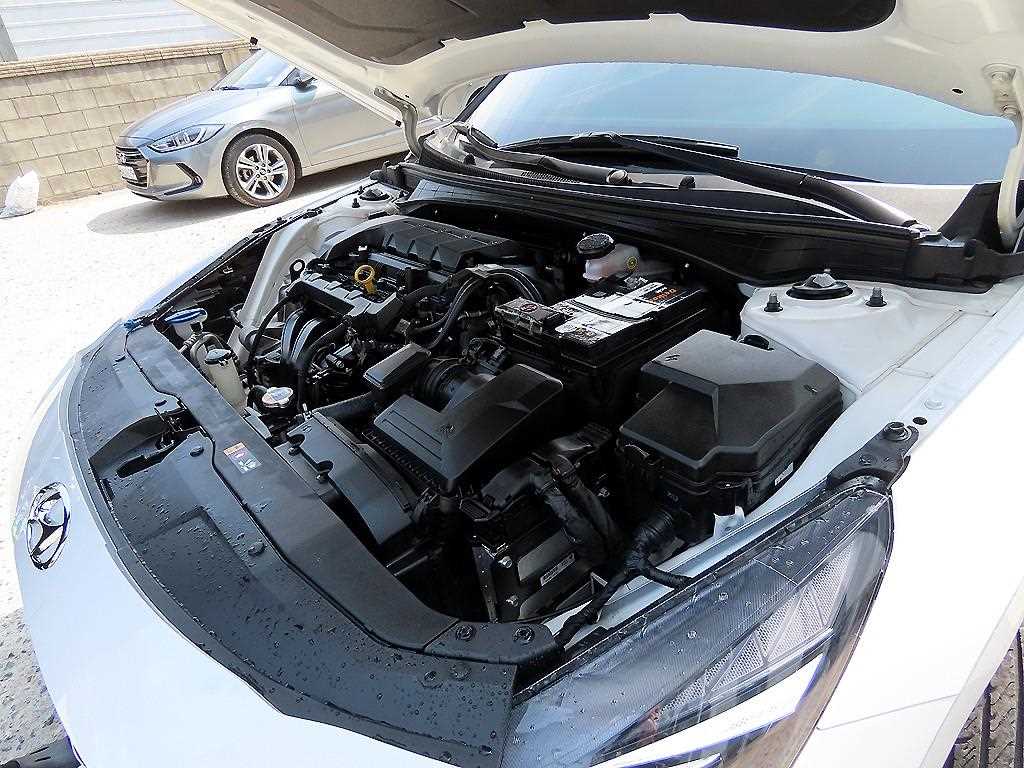 HYUNDAI Avante 2022 Blanco - Importación desde Corea - HF Imports Iquique - Foto 17