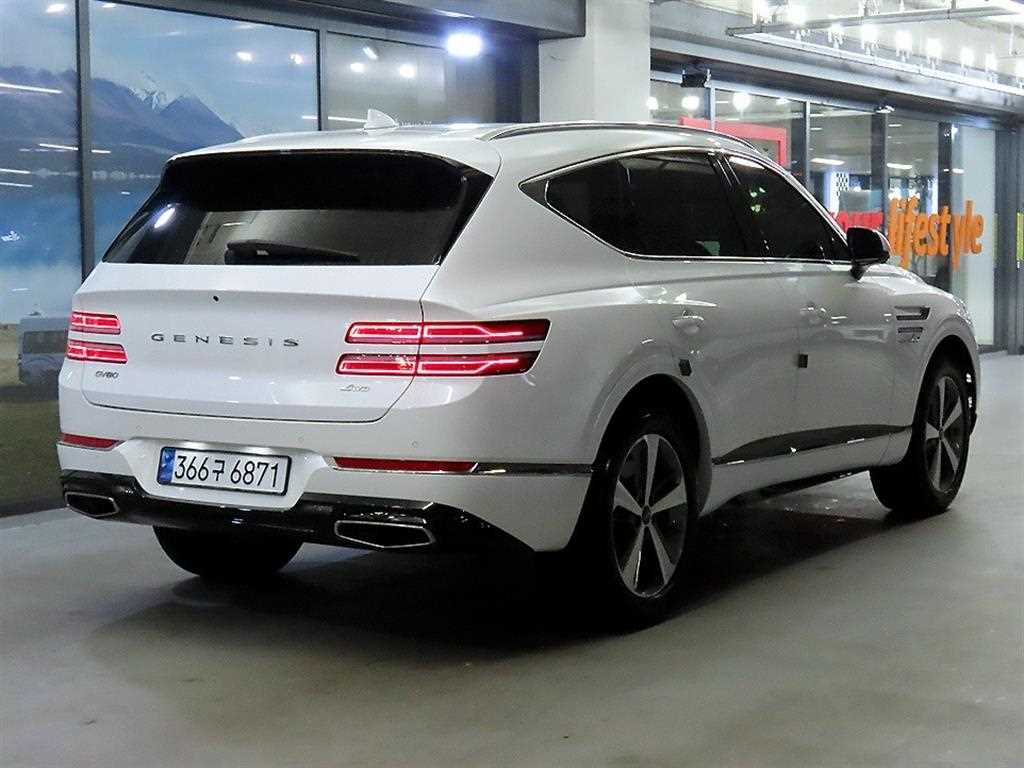 Genesis GV80 - Vista 4