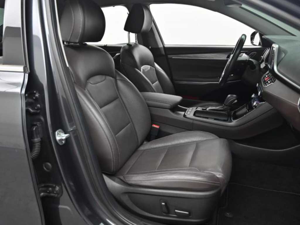 HYUNDAI Grandeur - Vista 10