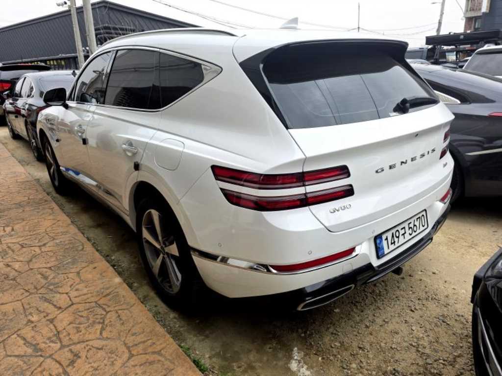 Genesis GV80 - Vista 5