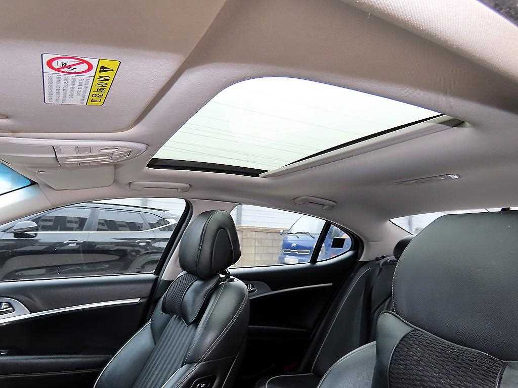 Genesis G70 2018 Negro - Importación desde Corea - HF Imports Iquique - Foto 18