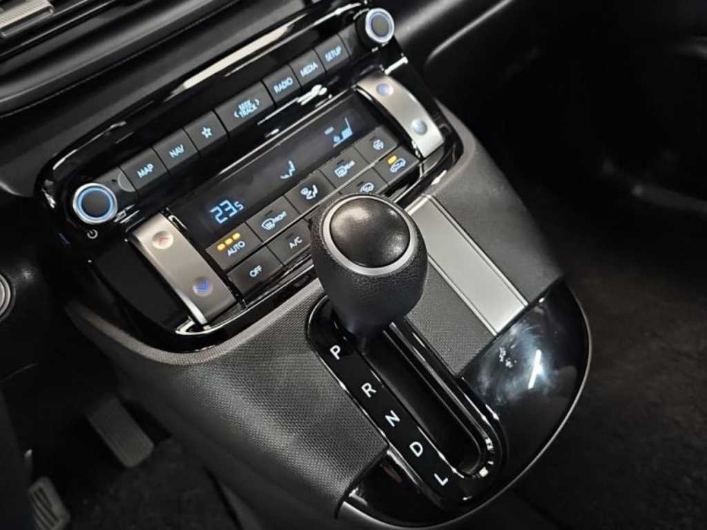 HYUNDAI Casper - Vista 11