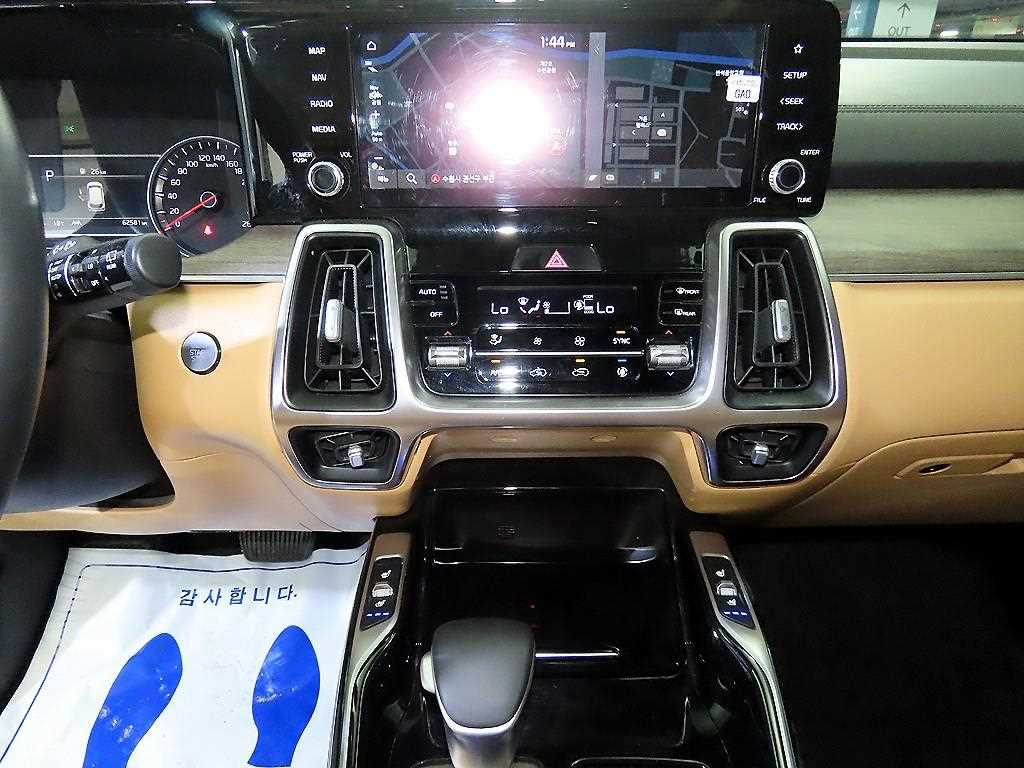 KIA Sorento - Vista 11