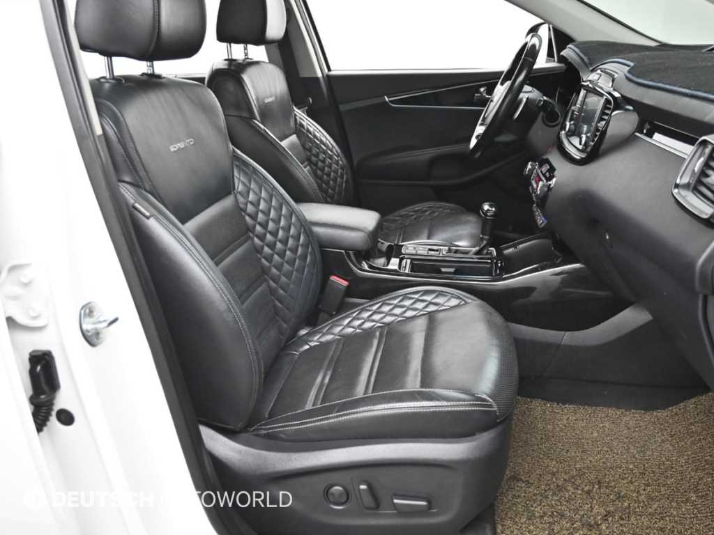 KIA Sorento - Vista 10