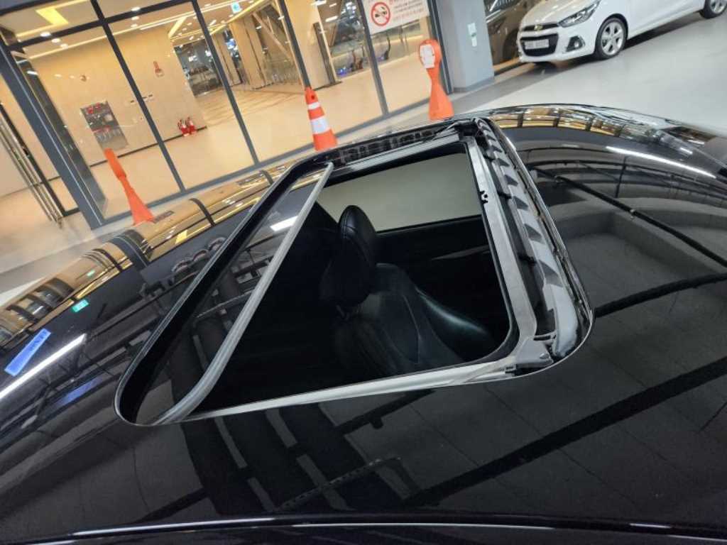 Infiniti Q - Vista 8