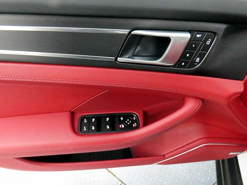 Porsche Panamera - Vista 11