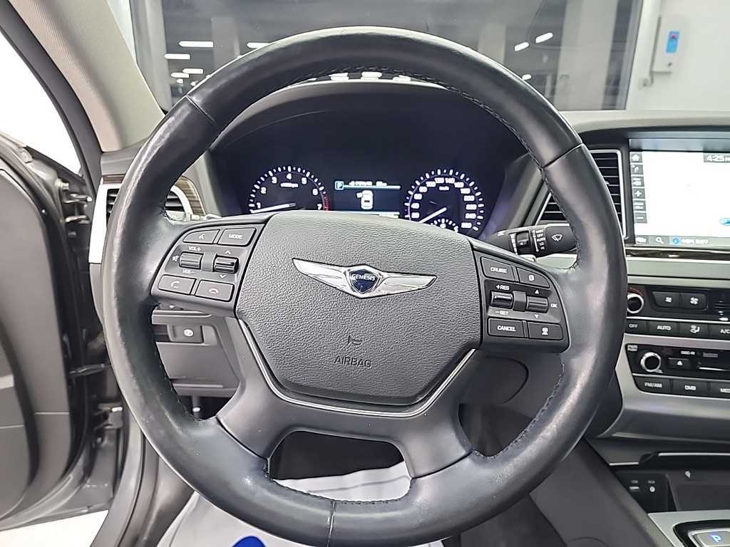 Genesis G80 - Vista 9