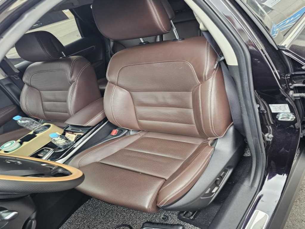 SAMSUNG QM6 - Vista 8