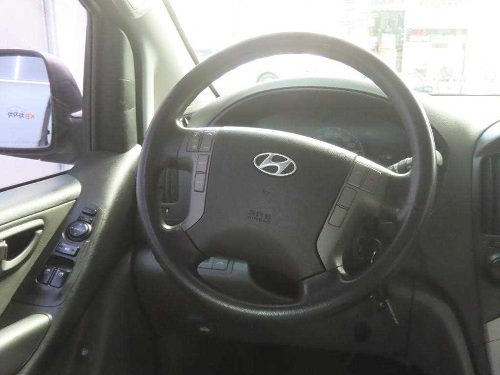 HYUNDAI Starex 2014 - Importación desde Corea - HF Imports Iquique - Foto 16