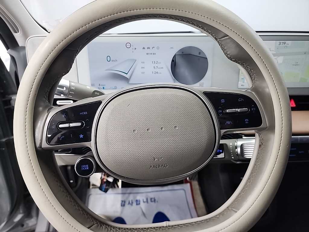 HYUNDAI Ioniq 5 - Vista 9