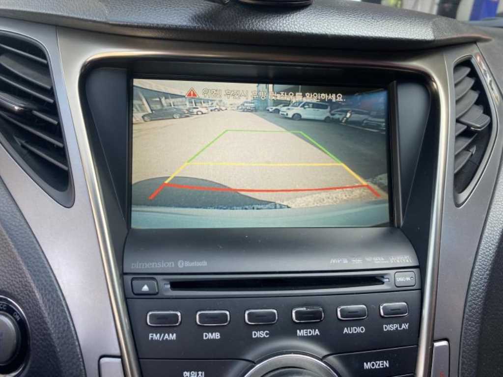 HYUNDAI Grandeur - Vista 12