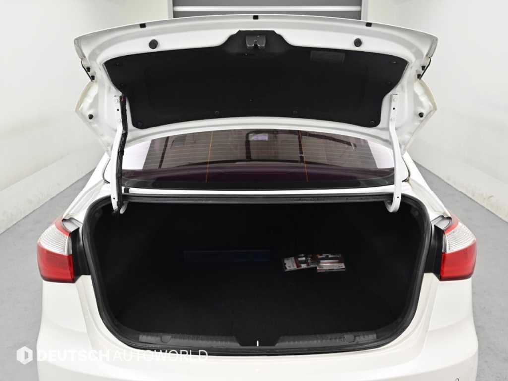 KIA K3 2013 the color of pearl - Importación desde Corea - HF Imports Iquique - Foto 19