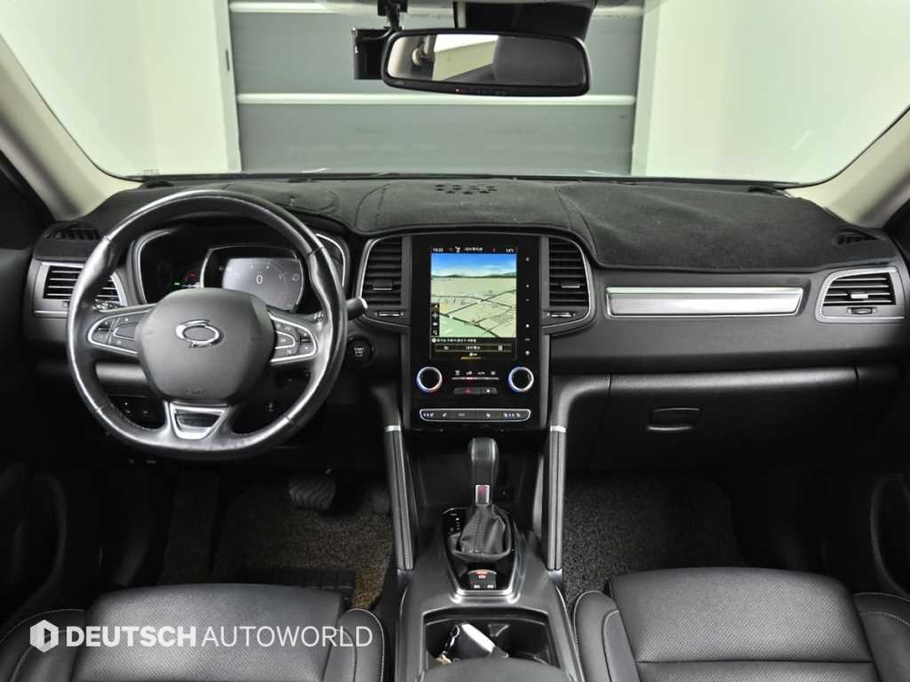 SAMSUNG QM6 - Vista 8