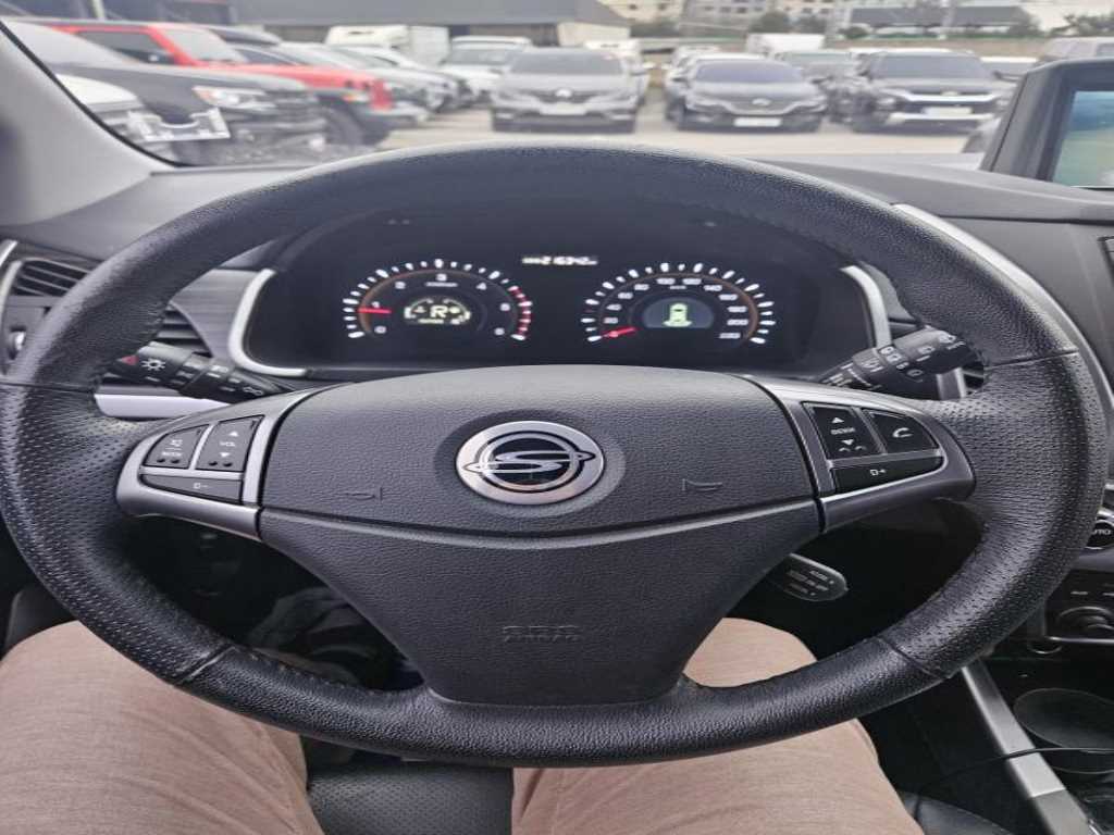 Ssangyong Korando - Vista 7