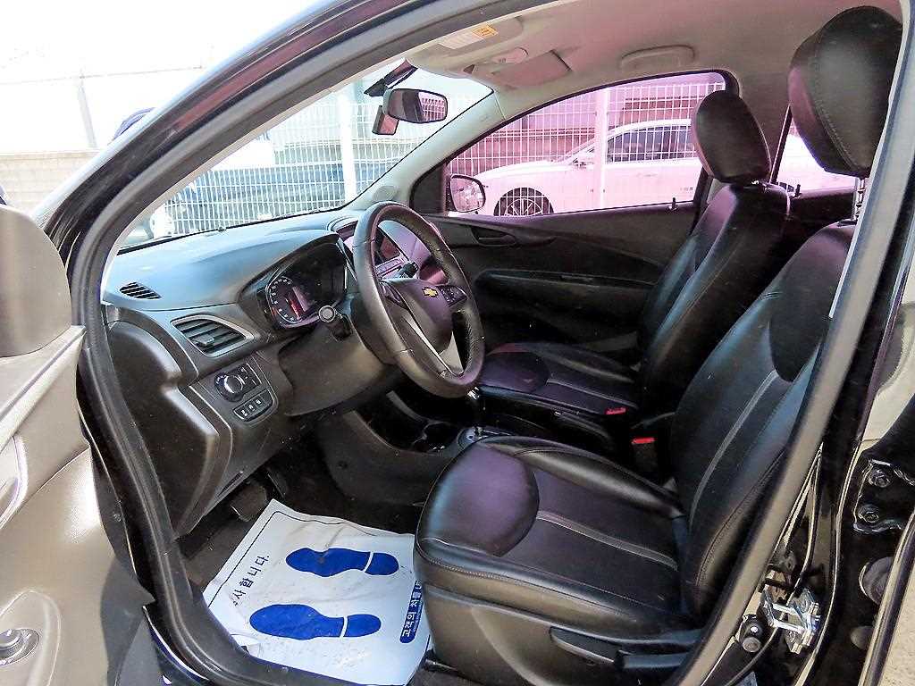 Chevrolet Spark - Vista 5