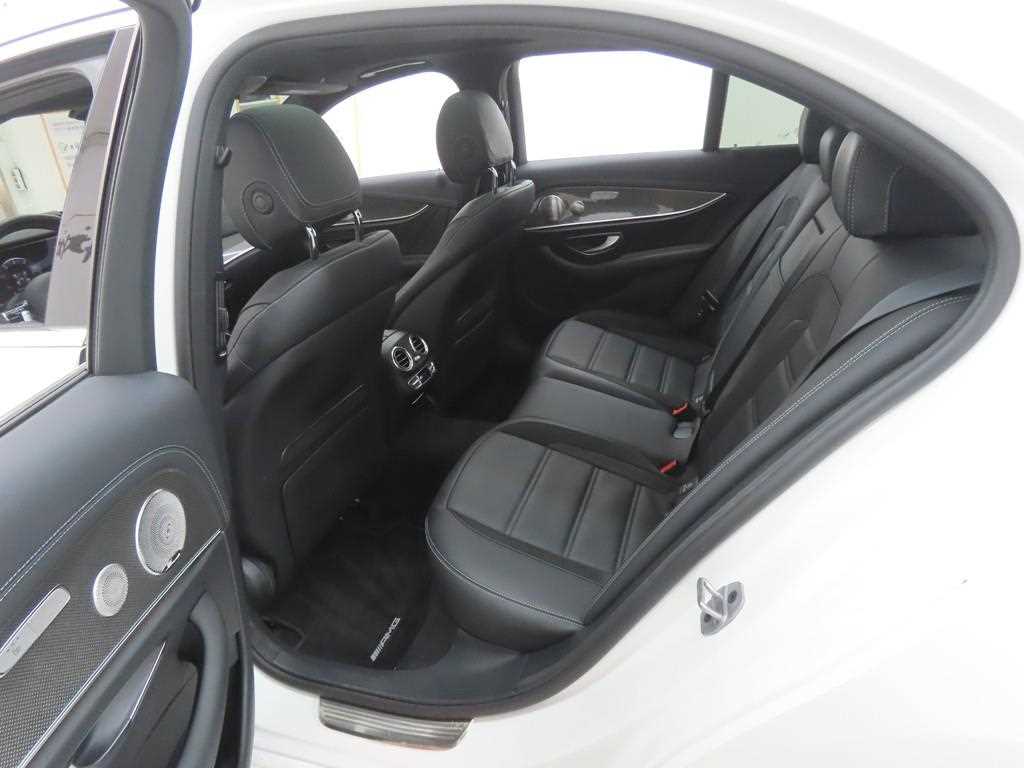 Mercedes Benz E class - Vista 6