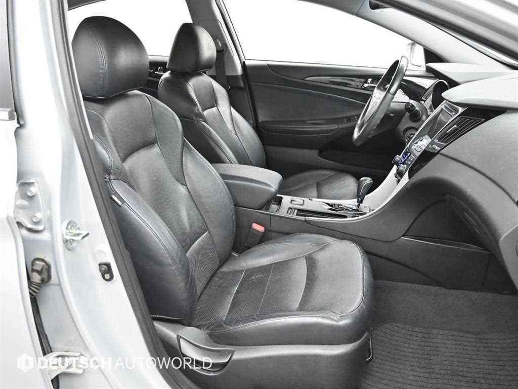 HYUNDAI Sonata - Vista 10