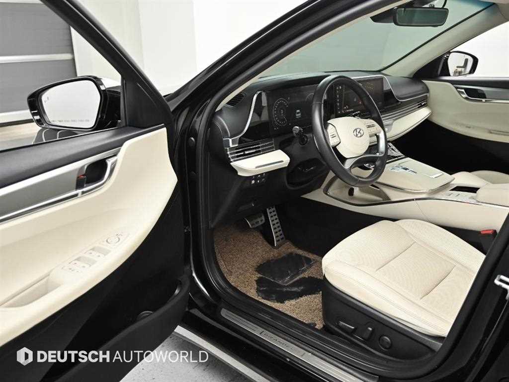 HYUNDAI Grandeur - Vista 11