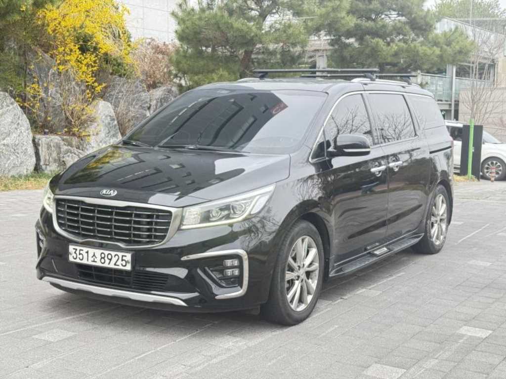 KIA Carnival - Vista 2