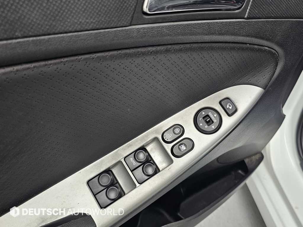 HYUNDAI Accent 2012 Blanco - Importación desde Corea - HF Imports Iquique - Foto 16