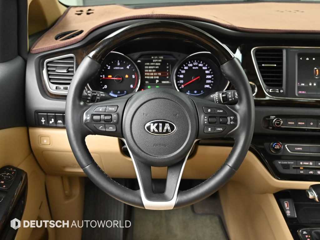 KIA Carnival 2019 Blanco - Importación desde Corea - HF Imports Iquique - Foto 14