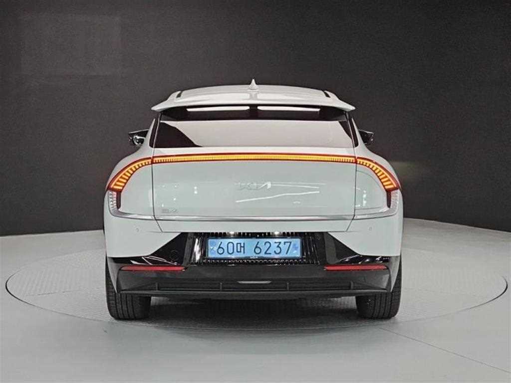 KIA EV6 - Vista 3