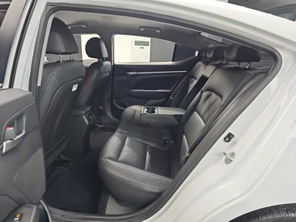 HYUNDAI Avante 2020 Blanco - Importación desde Corea - HF Imports Iquique - Foto 16