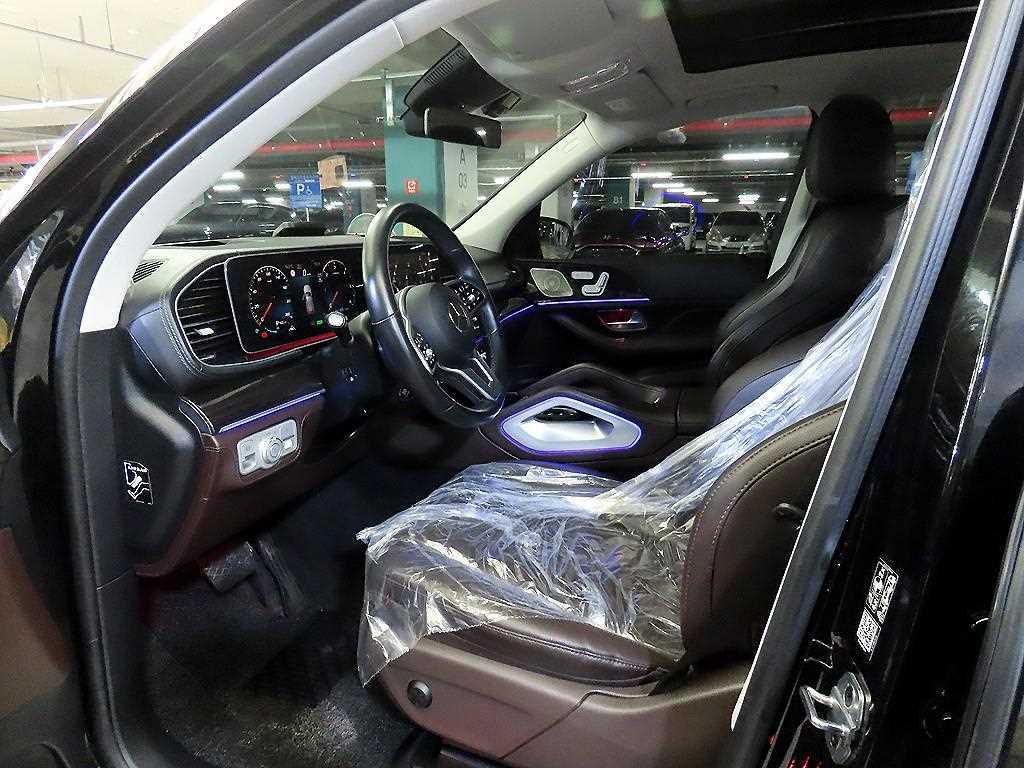 Mercedes Benz GLE Class - Vista 6