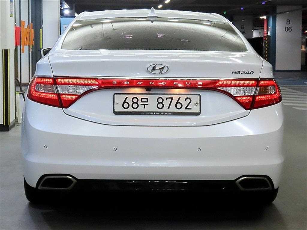 HYUNDAI Grandeur - Vista 5