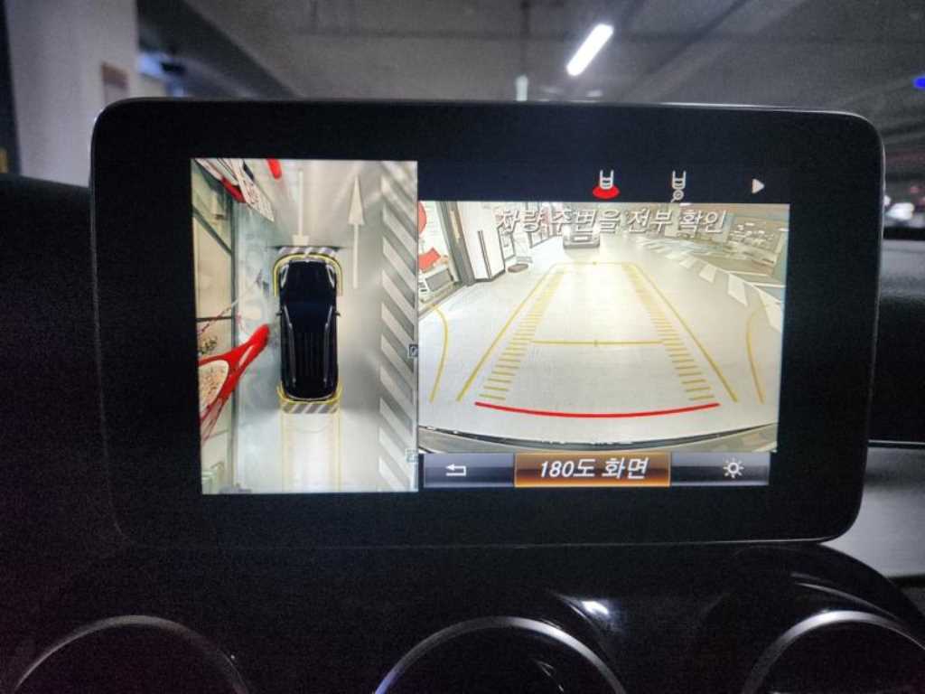 Mercedes Benz GLC Class - Vista 10