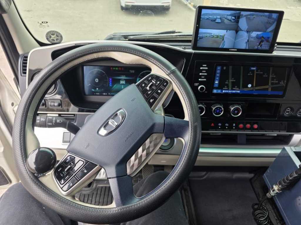 medium and large cargo truck - Vista 12