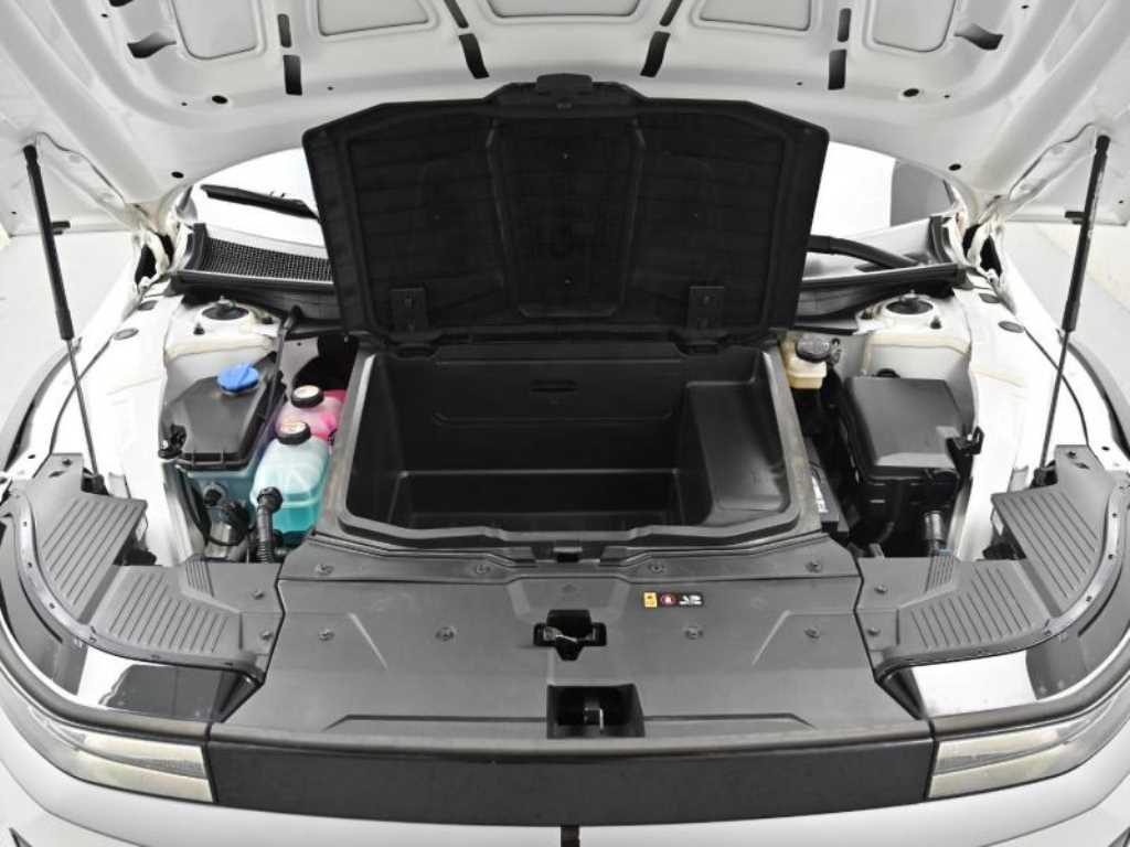 HYUNDAI Ioniq 5 - Vista 6