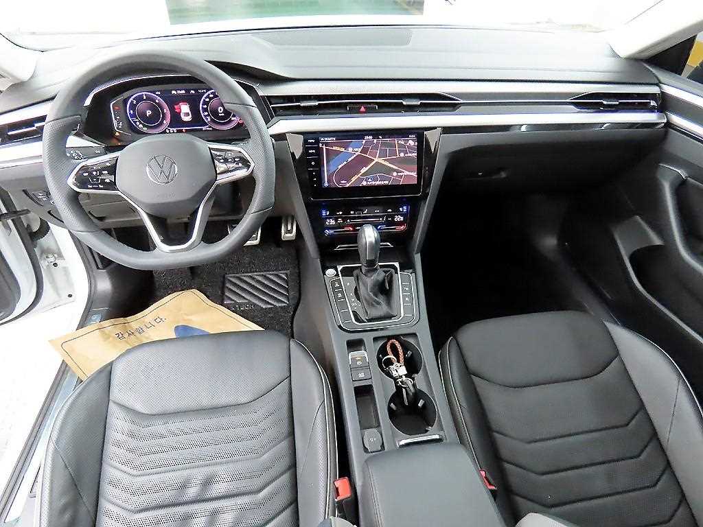 Volkswagen Arteon - Vista 7