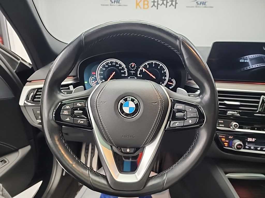 BMW 5 Series - Vista 9