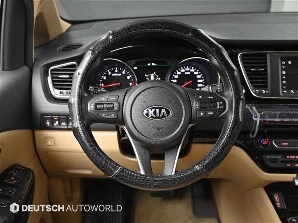 KIA Carnival 2019 Blanco - Importación desde Corea - HF Imports Iquique - Foto 13