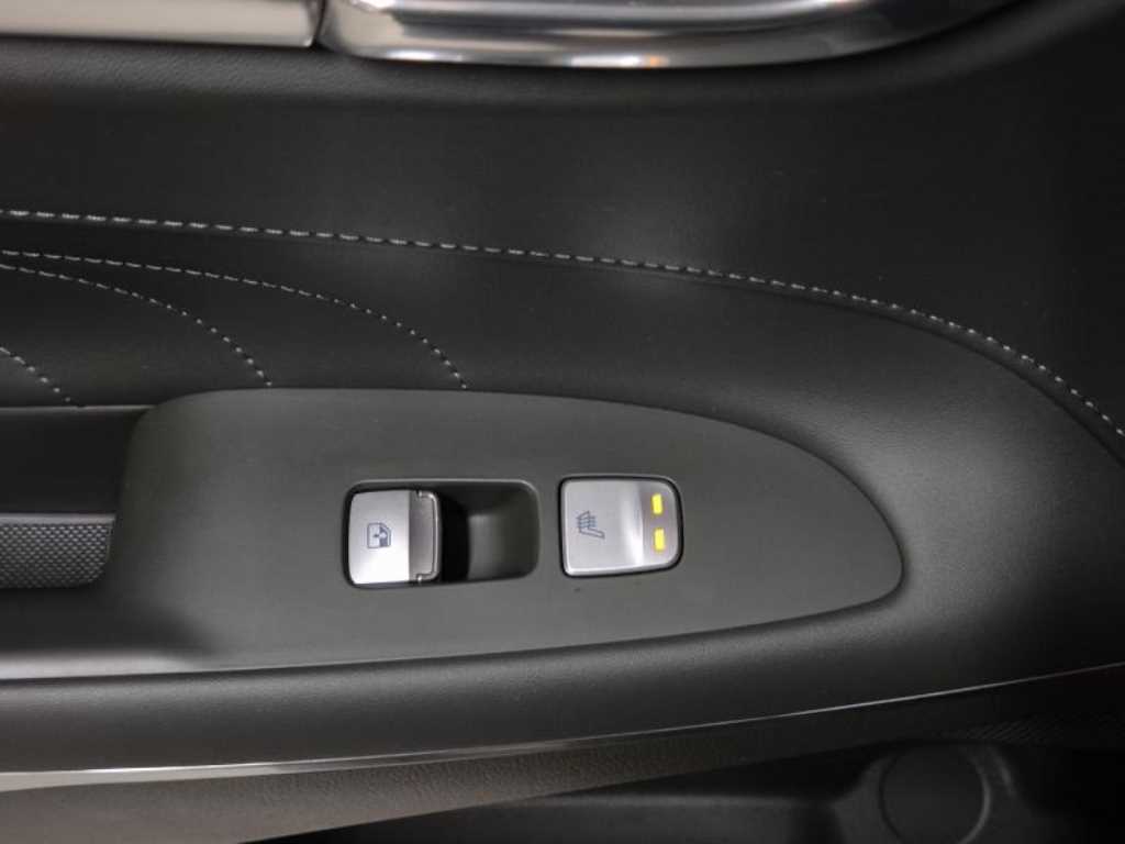 HYUNDAI Grandeur - Vista 7