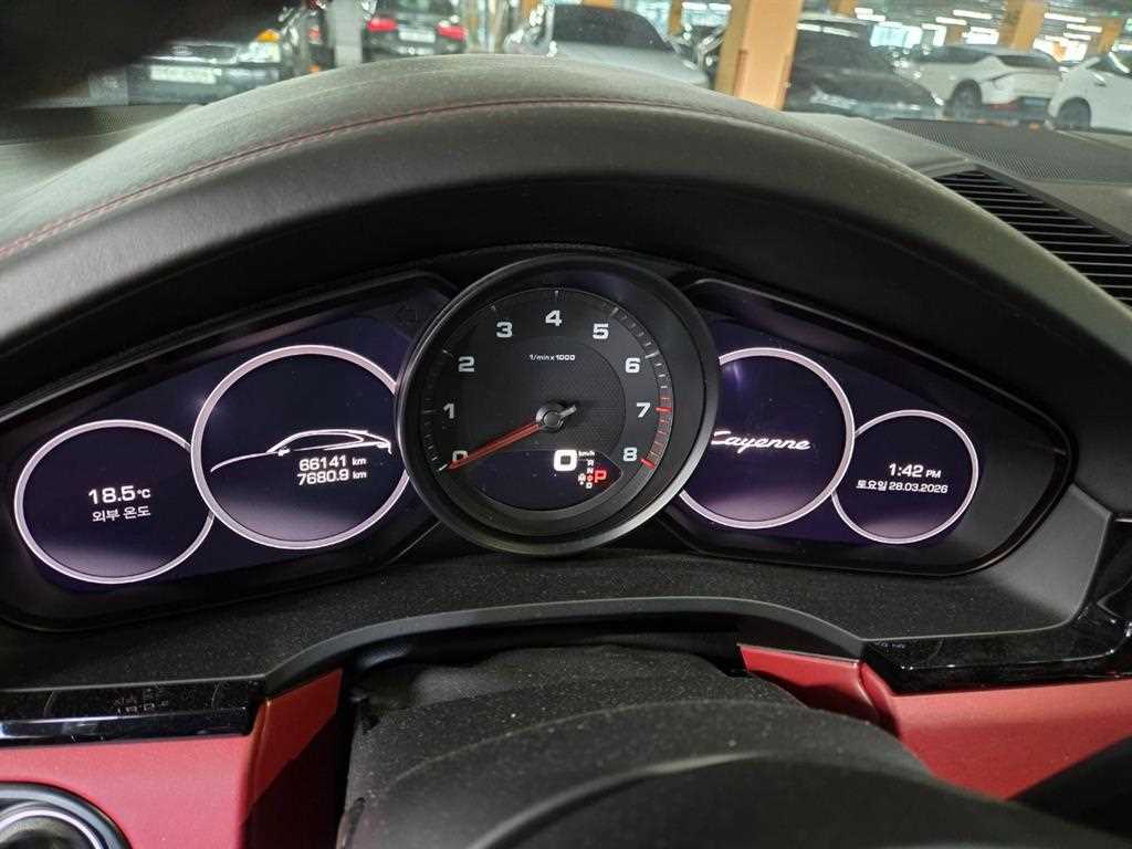 Porsche Cayenne - Vista 4