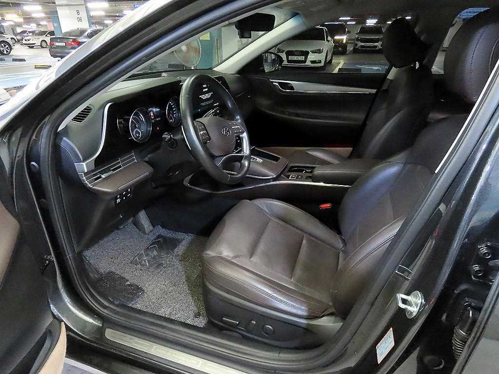 HYUNDAI Grandeur - Vista 6