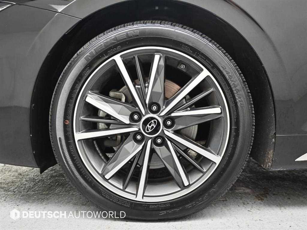 HYUNDAI Grandeur - Vista 5