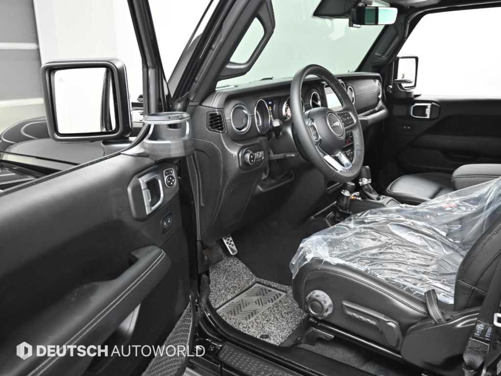 Jeep Wrangler - Vista 11