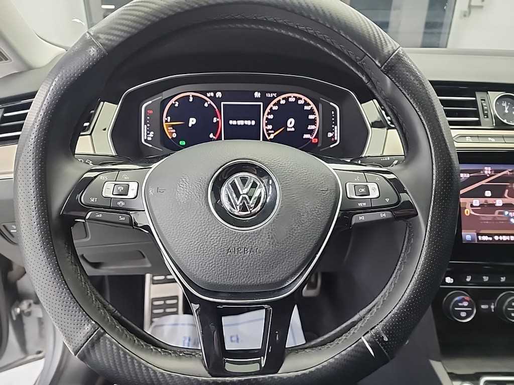 Volkswagen Arteon - Vista 9