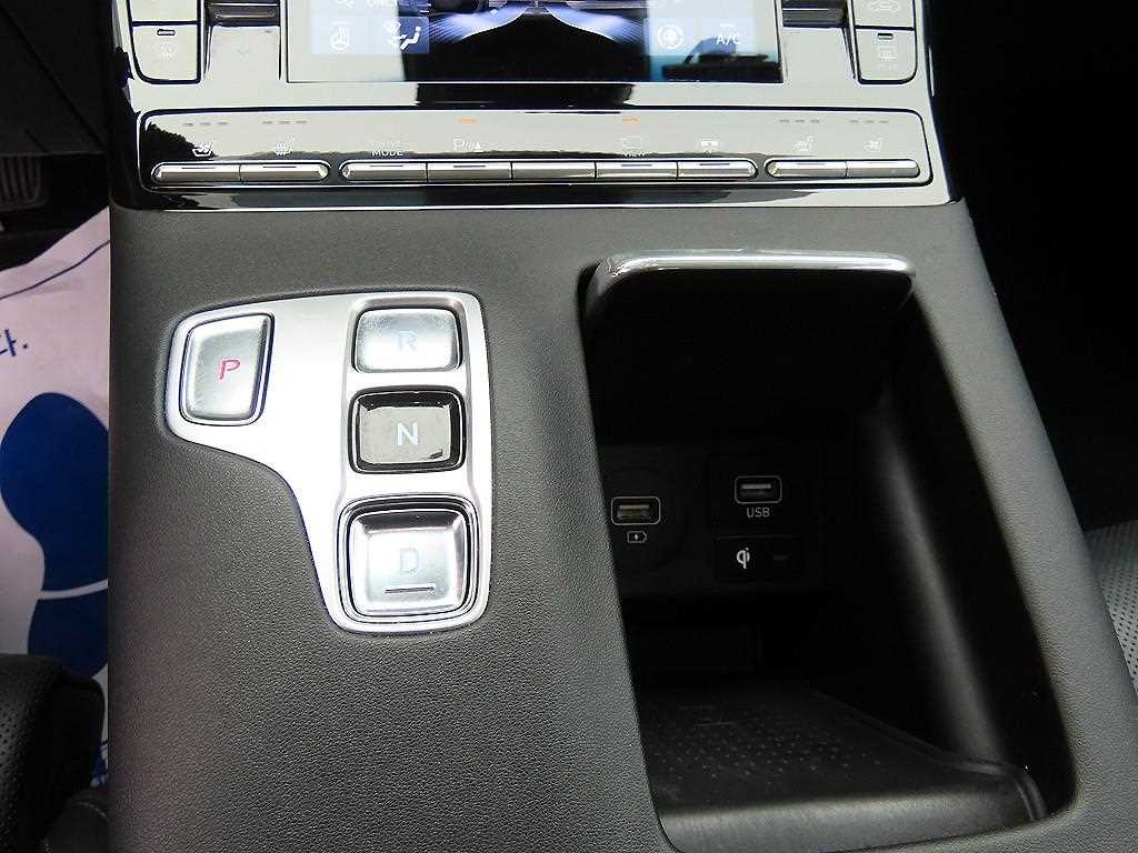 HYUNDAI Grandeur - Vista 11