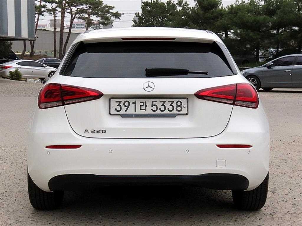 Mercedes Benz A Class - Vista 4