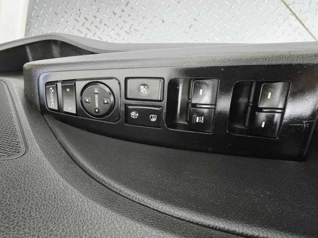 HYUNDAI Avante 2017 Blanco - Importación desde Corea - HF Imports Iquique - Foto 16